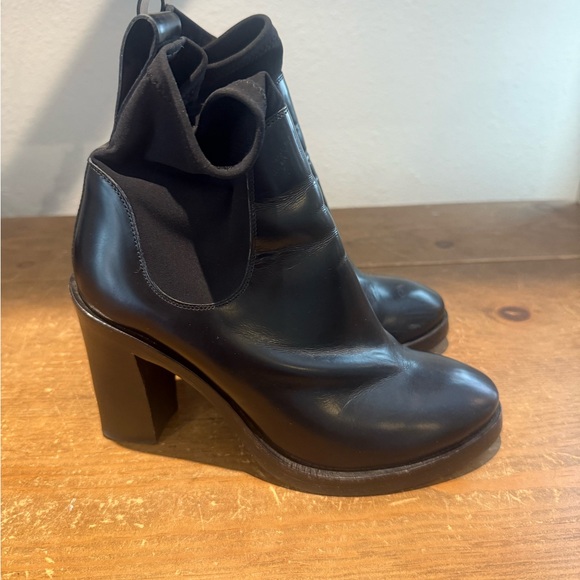 Acne Black Sleek Leather Heeled Boots - Picture 1 of 11